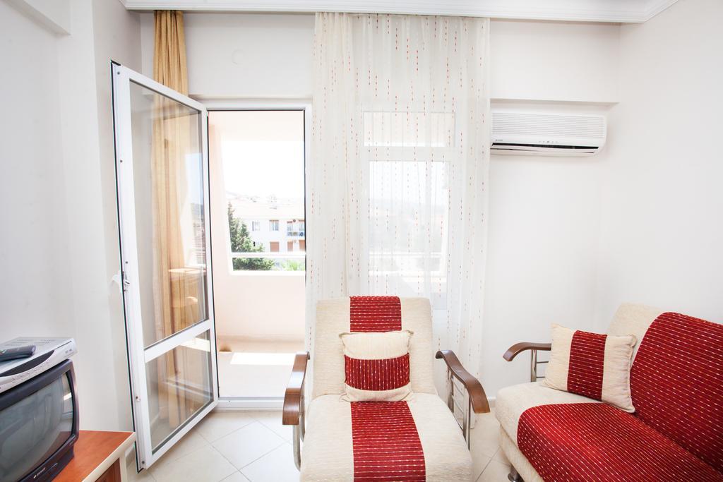 Yalcinkaya Apart Hotel Кешме Экстерьер фото