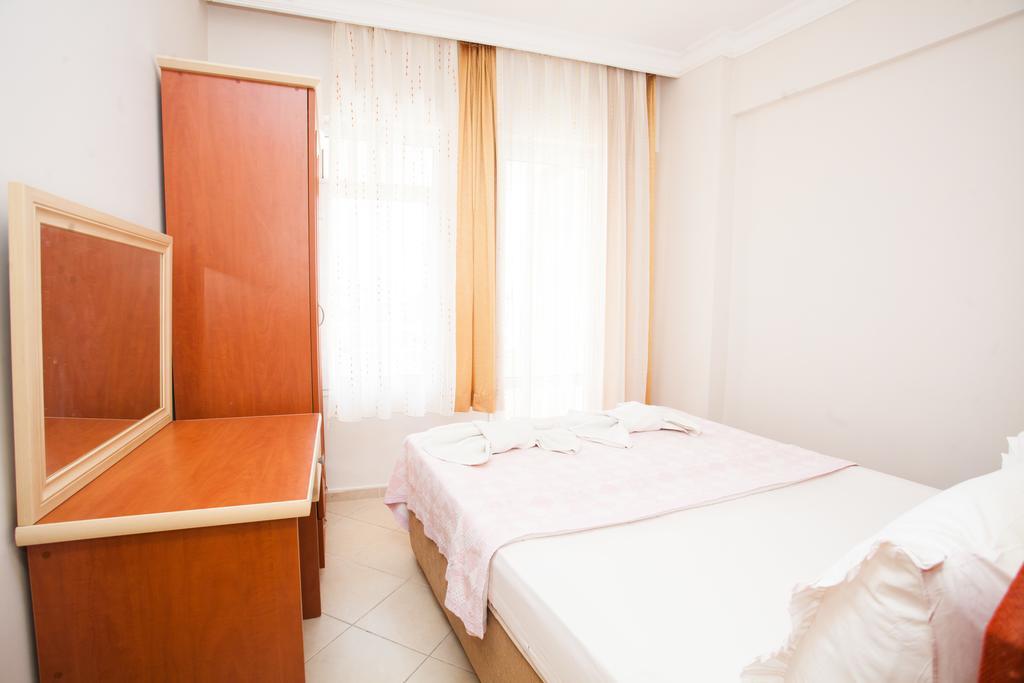 Yalcinkaya Apart Hotel Кешме Экстерьер фото